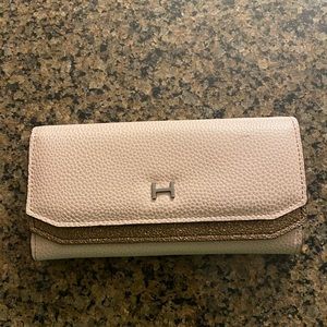Halston Trendy wallet